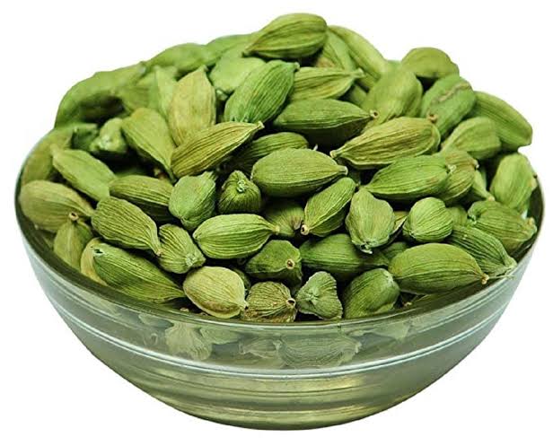 ଗୁଜୁରାତି ସ୍ବାଦକୁ ବଢାଇବା ସହିତ ଶରୀରକୁ ଦେଇଥାଏ ଅନେକ ଫାଇଦା