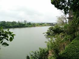 ଧାମନଗର ବୈତରଣୀ ବାମ ପାର୍ଶ୍ୱ ଅସ୍ତକ ଠାରେ ନଦୀବନ୍ଧରେ  ୫୦ମିଟର ଫାଟ