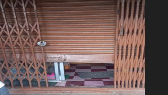 ଜୁଏଲାରୀ ଦୋକାନରୁ ଲୁଟ, ଗ୍ୟାସ କଟରରେ କାଟି ଲୁଟ କଲେ