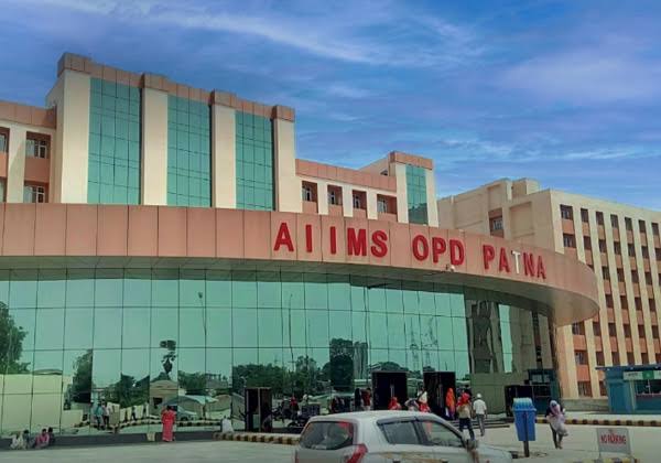 ଧାରଣାରେ AIIMS ଡାକ୍ତର; OPD, ଜରୁରୀକାଳୀନ ସେବା ହେଲା ବନ୍ଦ, ବିଧାୟକଙ୍କ ବିରୁଦ୍ଧରେ FIR ଦାବି