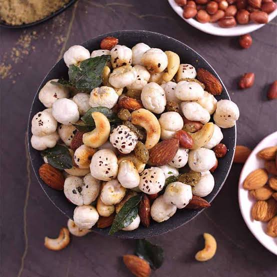 ସ୍ବାସ୍ଥ୍ୟ ପାଇଁ ଲାଭକାରୀ ଭିଜା କ୍ଷୀର ମଖାନା