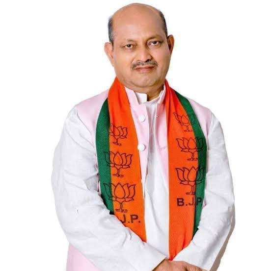 ରାଜ୍ୟରେ ବଦଳିବ ମନ୍ତ୍ରୀମଣ୍ଡଳ! ମନମୋହନଙ୍କ ହଠାତ୍ ଦିଲ୍ଲୀ ଗସ୍ତକୁ ନେଇ ଚର୍ଚ୍ଚା…