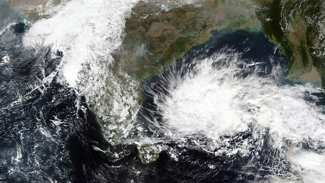 cyclonic-strom-1
