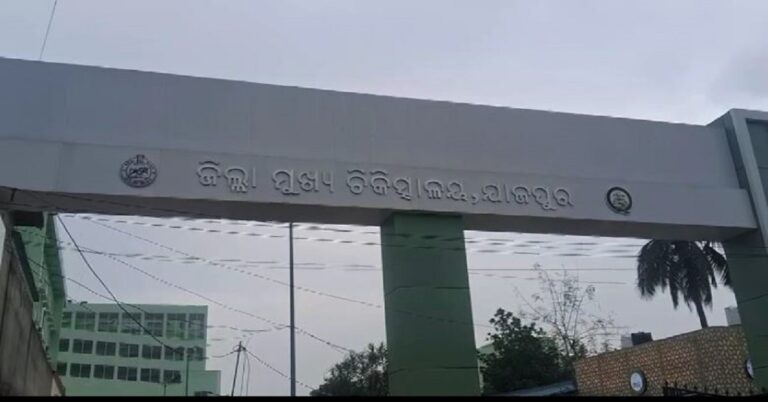 ମର୍ଣ୍ଣିଂ ୱାକରୁ ଫେରୁଥିବା ବେଳେ ମାଡ଼ିଗଲା ବସ୍, ୪ ଗୁରୁତର