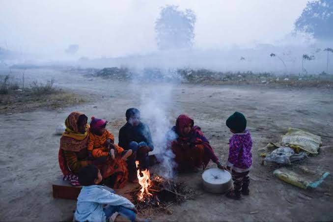 ଶୀତଦିନେ ଆମ ଶରୀରରେ କେଉଁ ସ୍ୱାସ୍ଥ୍ୟ ସମସ୍ୟା ଦେଖାଯାଏ ଆସନ୍ତୁ ଜାଣିବା