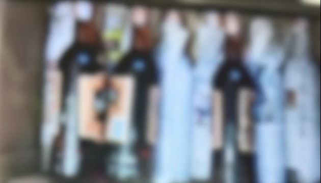 ମେଡ଼ିସିନ ଷ୍ଟୋର ଭିତରୁ ବାହାରିଲା ମଦ, ପୋଲିସ ଡ୍ରଗ ଇନ୍ସପେକ୍ଟରଙ୍କ ମିଳିତ ଚଢ଼ାଉ