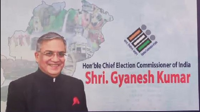 ଓଡ଼ିଶାରେ ପହଞ୍ଚିଲେ ମୁଖ୍ୟ ନିର୍ବାଚନ କମିଶନର, ଆଜି ପୁରୀ ଓ କୋଣାର୍କ କରିବେ ଗସ୍ତ