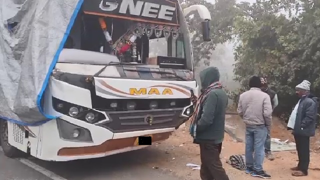 ଘନ କୁହୁଡ଼ି ହେଲା କାଳ, ୩ ଗୁରୁତର