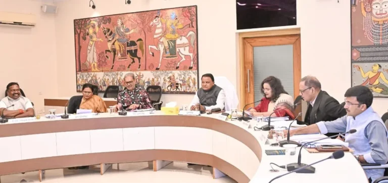 ୧୧ ପ୍ରସ୍ତାବକୁ କ୍ୟାବିନେଟ ମୋହର : ବଦଳିଲା ରେସନ କାର୍ଡଧାରୀଙ୍କ ଯୋଗ୍ୟତା ମାନଦଣ୍ଡ