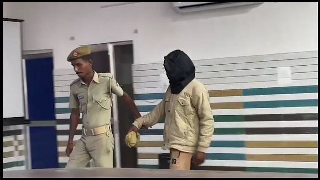 ମାଲକାନଗିରିରେ ଗଞ୍ଜେଇ ତେଲ ପ୍ରସ୍ତୁତ କାରଖାନା ଠାବ, ୪ ଗିରଫ