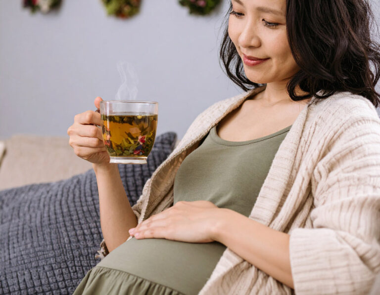 ଆସନ୍ତୁ ଜାଣିବା ଗର୍ଭାବସ୍ଥାରେ ଚା ପିଇବା କେତେ ଭଲ?