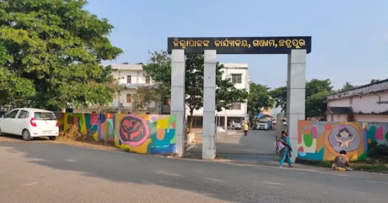 ଅଶ୍ଳୀଳ ଦଣ୍ଡ ନାଚ ଆୟୋଜକଙ୍କ ଉପରେ କାର୍ଯ୍ୟାନୁଷ୍ଠାନ, କାରଣ ଦର୍ଶାଅ ନୋଟିସ ଜାରି କଲା ପ୍ରଶାସନ