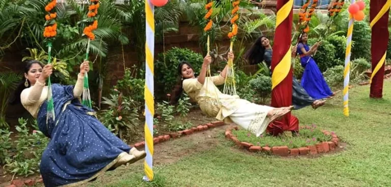 ପହିଲି ରଜରେ ଉତ୍ସବମୁଖର ଓଡ଼ିଶା , ଗାଁଠୁ ସହର ସବୁଠି ରଜର ମାହୋଲ୍