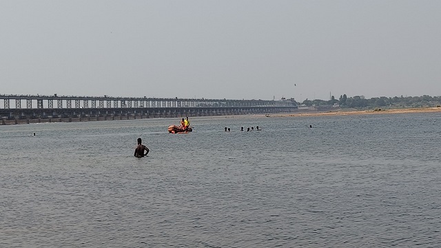 କୁଆଖାଇ ନଦୀକୁ ଡେଇଁଥିବା ଅଟୋ ଡ୍ରାଇଭରଙ୍କ ମୃତଦେହ ଉଦ୍ଧାର, ଦୁଇ ଦିନ ଧରି ନିଖୋଜ ଥିଲେ