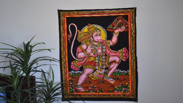 ଘରେ ଲଗାନ୍ତୁ ହନୁମାନଙ୍କର ଏହି ୫ଟି ଫଟୋ, ହେବ ଅନେକ ଲାଭ